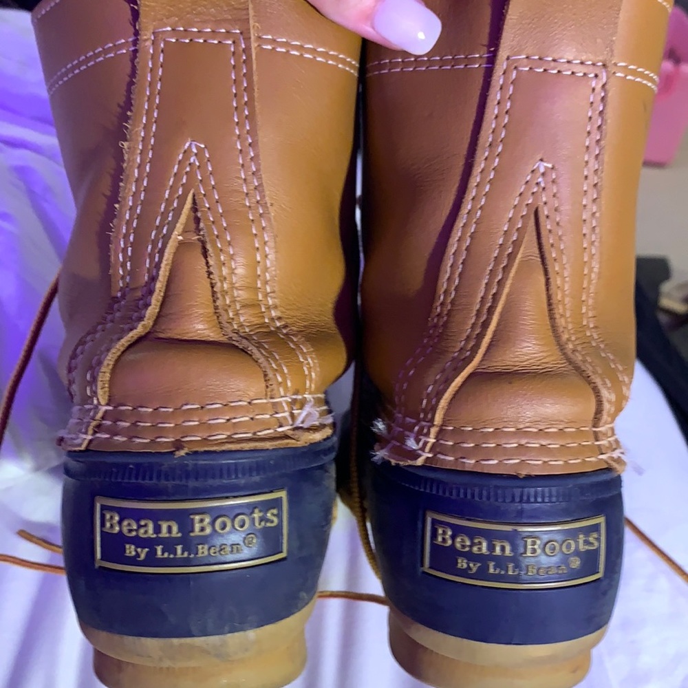 LL Bean boots. Navy size 8